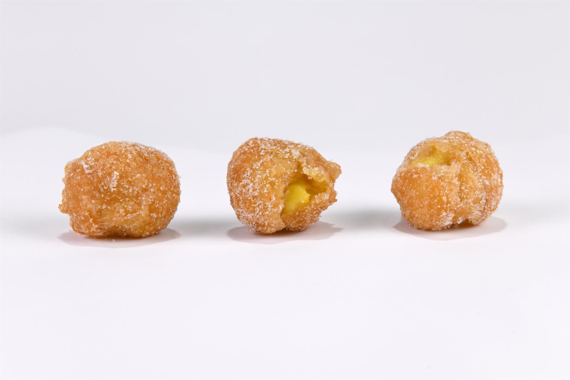 Frittelle alla crema pasticcera