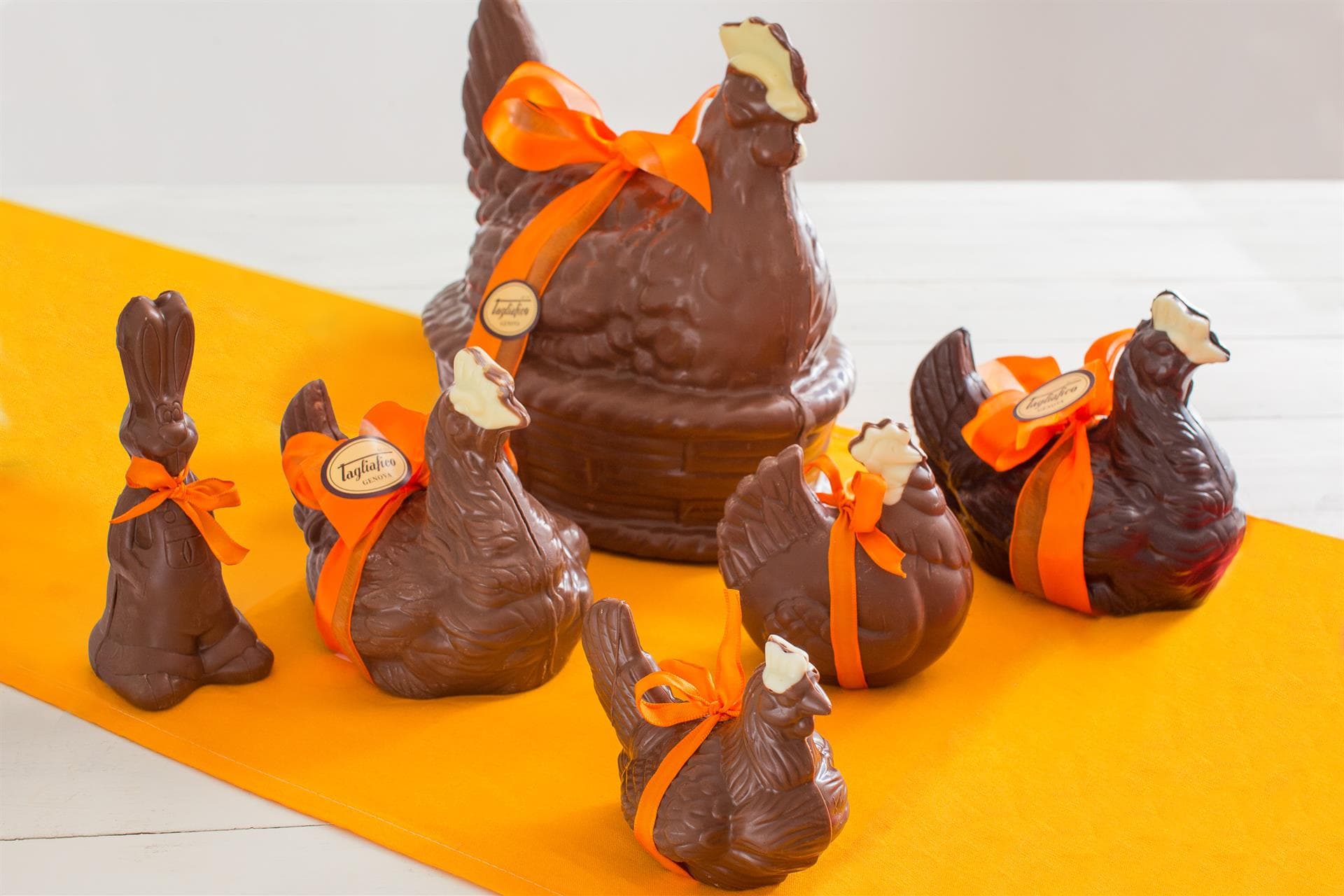 Gallina pasquale di cioccolato
